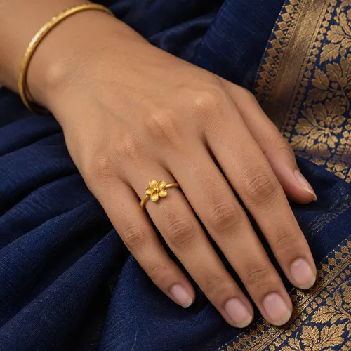 22K Ladies Gold Ring (BIS Hallmarked) - alternative view